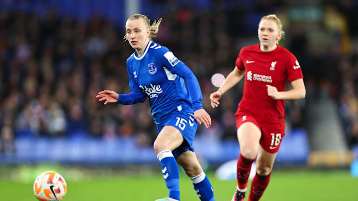 LIVERPOOL, ENGLAND – MARCH 24: Aggie Beever-Jones of Everton Women during the FA Women’s Super League match between Everton FC and Liverpool at Goodison Park on March 24, 2023 in Liverpool, United Kingdom. (Photo by Robbie Jay Barratt – AMA/Getty Images)