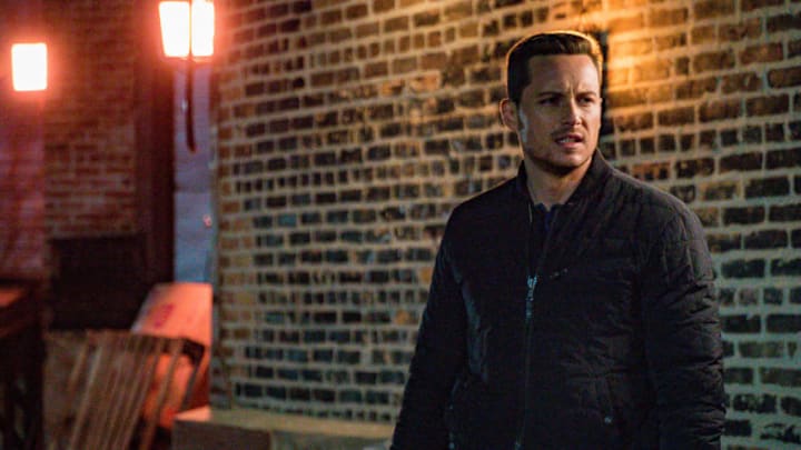 CHICAGO P.D. -- "Unforgiven" Episode 804 -- Pictured: Jesse Lee Soffer as Jay Halstead -- (Photo by: Matt Dinerstein/NBC)