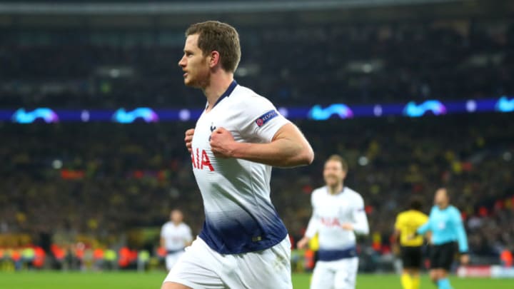 LONDON, ENGLAND - FEBRUARY 13: Jan Vertonghen of Tottenham celebrates scoring to make it 2-0 during the UEFA Champions League Round of 16 First Leg match between Tottenham Hotspur and Borussia Dortmund at Wembley Stadium on February 13, 2019 in London, England. (Photo by Catherine Ivill/Getty Images)