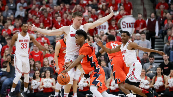 COLUMBUS, OH – FEBRUARY 04: Ohio State Buckeyes center Micah Potter (0) is called for a foul against Illinois Fighting Illini guard Trent Frazier (1) in a game between the Ohio State Buckeyes and the Illinois Fighting Illini on February 04, 2018 at Value City Arena in Columbus, OH. The Buckeyes won 75-67. (Photo by Adam Lacy/Icon Sportswire via Getty Images)