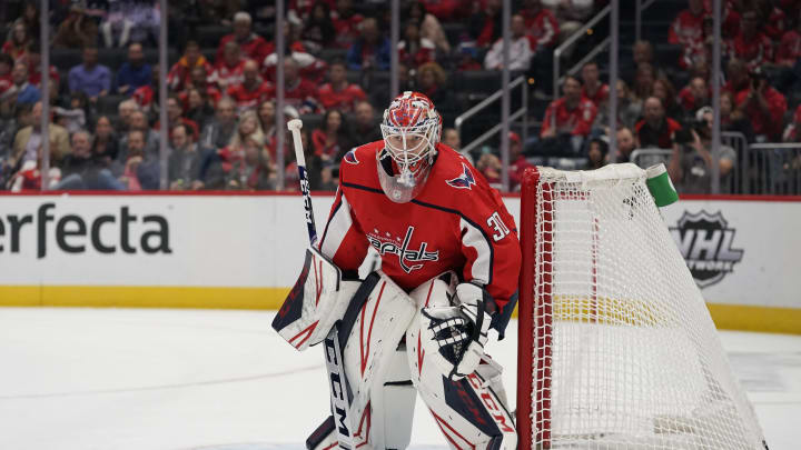WASHINGTON, DC – NOVEMBER 15: Ilya Samsonov #30 of the Washington Capitals in action in the second period against the Montreal Canadiens at Capital One Arena on November 15, 2019 in Washington, DC. (Photo by Patrick McDermott/NHLI via Getty Images)