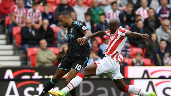 STOKE ON TRENT, ENGLAND - SEPTEMBER 24: Matt Phillips of West Bromwich Albion (L) attempts to cross the ball while Bruno Martins Indi of Stoke City (R) attempts to block during the Premier League match between Stoke City and West Bromwich Albion at the Bet365 Stadium on September 24, 2016 in Stoke on Trent, England. (Photo by Ross Kinnaird/Getty Images)