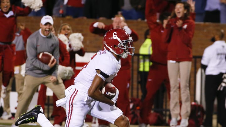 Alabama football freshman, Devonta Smith