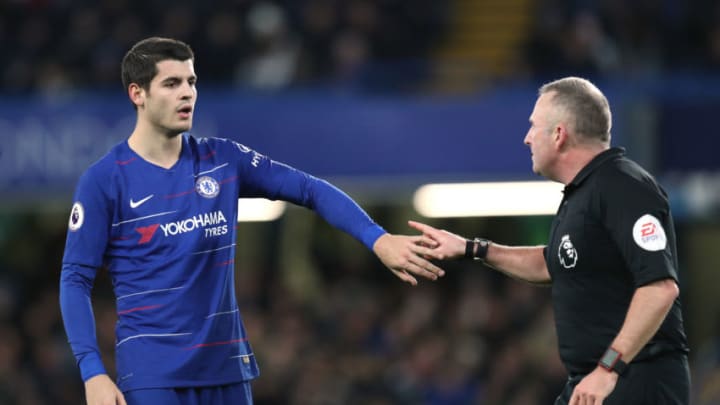 LONDON, ENGLAND - JANUARY 02: Alvaro Morata of Chelsea in discussion with referee Jonathan Moss during the Premier League match between Chelsea FC and Southampton FC at Stamford Bridge on January 2, 2019 in London, United Kingdom. (Photo by Mark Leech/Offside/Getty Images)