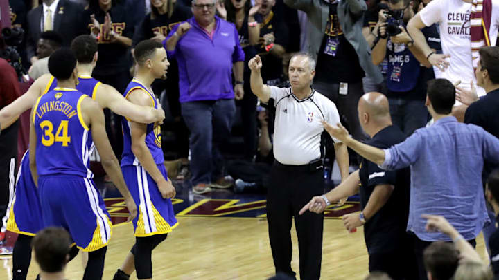 CLEVELAND, OH - JUNE 16: Stephen Curry