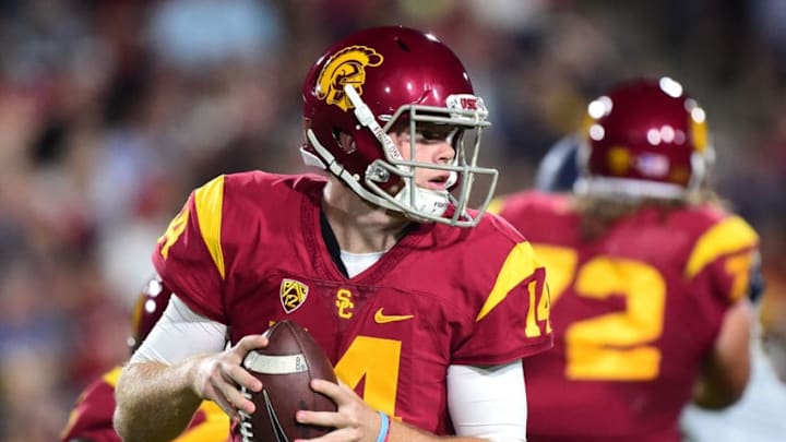 LOS ANGELES, CA - OCTOBER 27: Quarterback Sam Darnold #14 of the USC Trojans looks down field during the first quarter against the California Golden Bears at Los Angeles Coliseum on October 27, 2016 in Los Angeles, California. (Photo by Harry How/Getty Images)