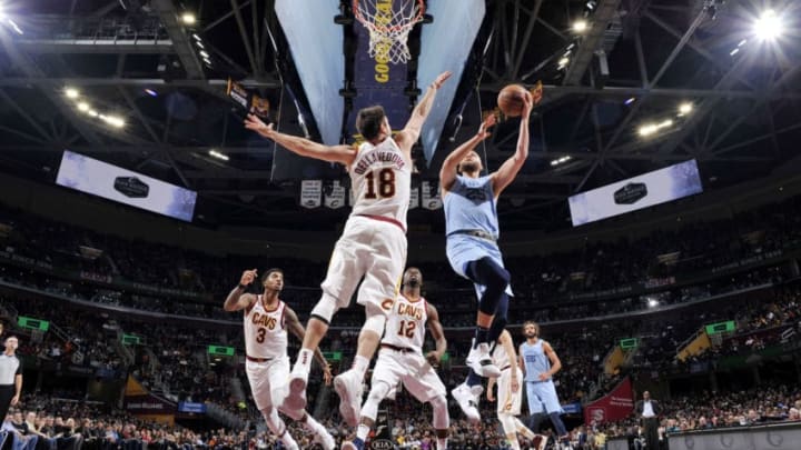CLEVELAND, OH - FEBRUARY 23: Chandler Parsons #25 of the Memphis Grizzlies shoots the ball against the Cleveland Cavaliers on February 23, 2019 at Quicken Loans Arena in Cleveland, Ohio. NOTE TO USER: User expressly acknowledges and agrees that, by downloading and/or using this Photograph, user is consenting to the terms and conditions of the Getty Images License Agreement. Mandatory Copyright Notice: Copyright 2019 NBAE (Photo by David Liam Kyle/NBAE via Getty Images)