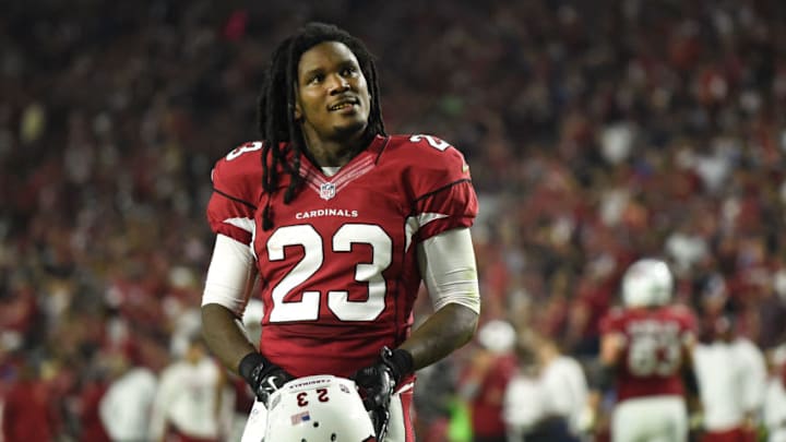 GLENDALE, AZ - OCTOBER 26: Running back Chris Johnson