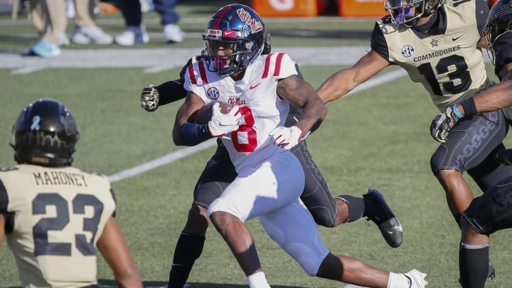 NASHVILLE, TENNESSEE – OCTOBER 31: Elijah Moore #8 of the Mississippi Rebels plays against the Vanderbilt Commodores at Vanderbilt Stadium on October 31, 2020 in Nashville, Tennessee. (Photo by Frederick Breedon/Getty Images)