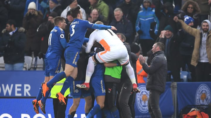 LEICESTER, ENGLAND - MARCH 03: Kasper Schmeichel of Leicester City celebrates his side's first goal with team mates during the Premier League match between Leicester City and AFC Bournemouth at The King Power Stadium on March 3, 2018 in Leicester, England. (Photo by Laurence Griffiths/Getty Images)