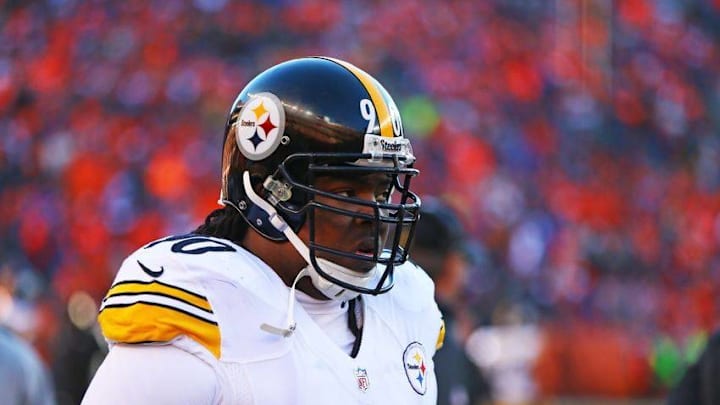 Jan 17, 2016; Denver, CO, USA; Pittsburgh Steelers defensive tackle Steve McLendon (90) against the Denver Broncos during the AFC Divisional round playoff game at Sports Authority Field at Mile High. Mandatory Credit: Mark J. Rebilas-USA TODAY Sports
