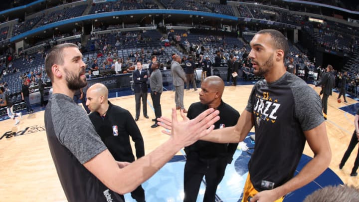 MEMPHIS, TN - MARCH 9: Marc Gasol #33 of the Memphis Grizzlies and Rudy Gobert #27 of the Utah Jazz greet on March 9, 2018 at FedExForum in Memphis, Tennessee. NOTE TO USER: User expressly acknowledges and agrees that, by downloading and or using this photograph, User is consenting to the terms and conditions of the Getty Images License Agreement. Mandatory Copyright Notice: Copyright 2018 NBAE (Photo by Joe Murphy/NBAE via Getty Images)