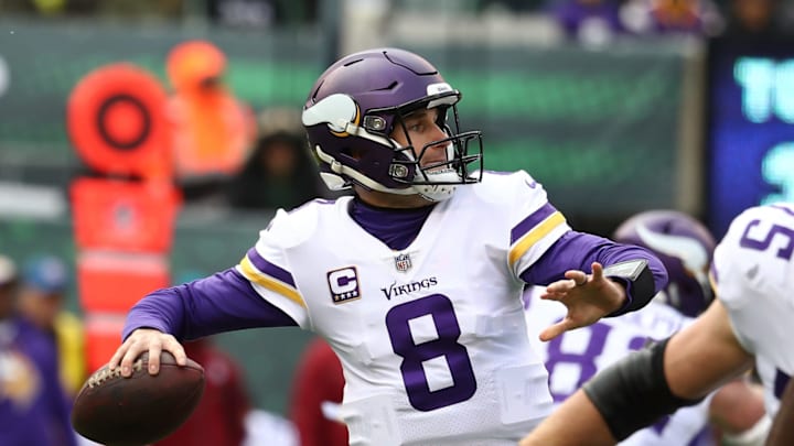 EAST RUTHERFORD, NJ – OCTOBER 21: Kirk Cousins #8 of the Minnesota Vikings passes against the New York Jets during their game at MetLife Stadium on October 21, 2018 in East Rutherford, New Jersey. (Photo by Al Bello/Getty Images)