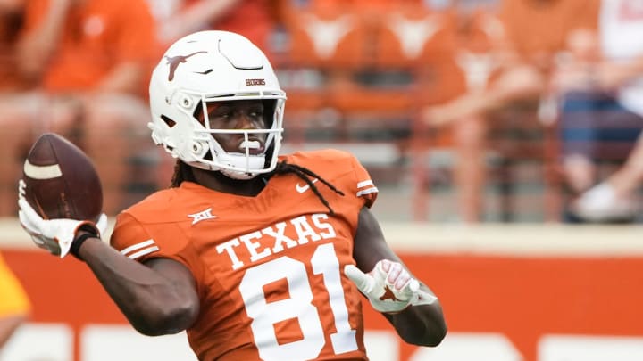 Texas Longhorns tight end Juan Davis (81) warms up ahead of the Texas Longhorns’ game against the Wyoming Cowboys, Saturday, Sept. 16 at Darrell K Royal–Texas Memorial Stadium in Austin.