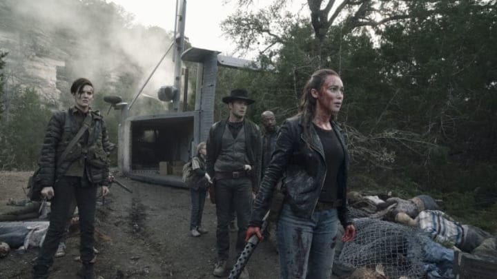 Maggie Grace as Althea, Garret Dillahunt as John Dorie, Lennie James as Morgan Jones, Alycia Debnam-Carey as Alicia Clark - Fear the Walking Dead _ Season 5, Episode 1 - Photo Credit: Ryan Green/AMC