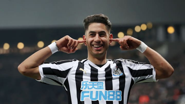 NEWCASTLE UPON TYNE, ENGLAND - JANUARY 19: Ayoze Perez of Newcastle United celebrates after scoring his sides third goal during the Premier League match between Newcastle United and Cardiff City at St. James Park on January 19, 2019 in Newcastle upon Tyne, United Kingdom. (Photo by Ian MacNicol/Getty Images)