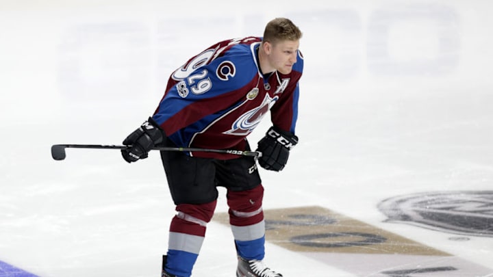 LOS ANGELES, CA - JANUARY 28: Nathan MacKinnon