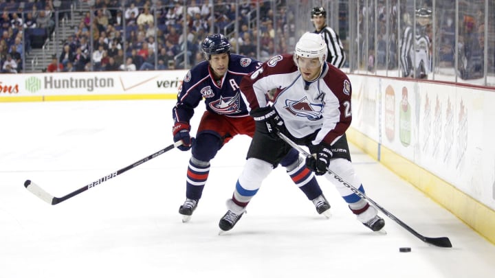 COLUMBUS,OH – NOVEMBER 12: R.J. Umberger #18 of the Columbus Blue Jackets skates after Paul Stastny #26 of the Colorado Avalanche on November 12, 2010 at Nationwide Arena in Columbus, Ohio. (Photo by John Grieshop/Getty Images)