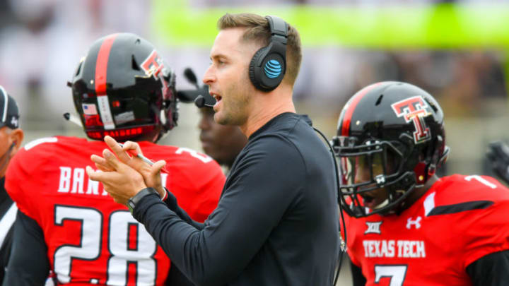 LUBBOCK, TX - NOVEMBER 05: Head coach Kliff Kingsbury of the Texas Tech Red Raiders encourages his team during the first half of the game between the Texas Tech Red Raiders and the Texas Longhorns on November 5, 2016 at AT&T Jones Stadium in Lubbock, Texas. (Photo by John Weast/Getty Images)