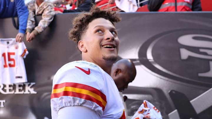 SANTA CLARA, CALIFORNIA - OCTOBER 23: Patrick Mahomes #15 of the Kansas City Chiefs smiles at fans while leaving the field after defeating the San Francisco 49ers at Levi's Stadium on October 23, 2022 in Santa Clara, California. (Photo by Ezra Shaw/Getty Images)
