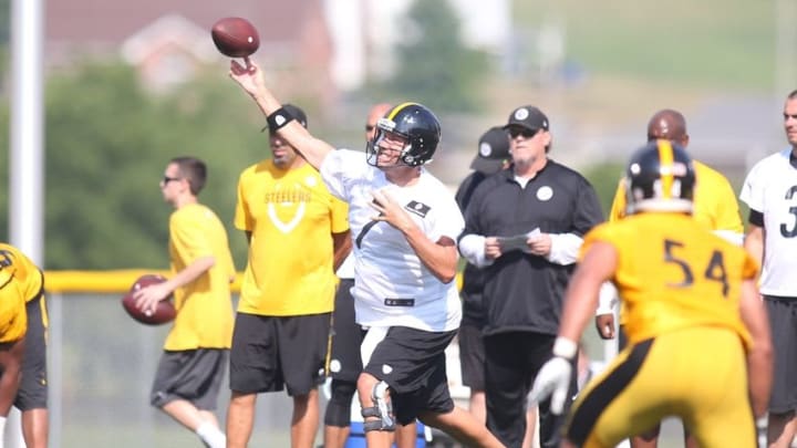 Jul 29, 2016; Latrobe, PA, USA; Pittsburgh Steelers quarterback Ben Roethlisberger (7) participates in drills during training camp at Saint Vincent College. Mandatory Credit: Charles LeClaire-USA TODAY Sports