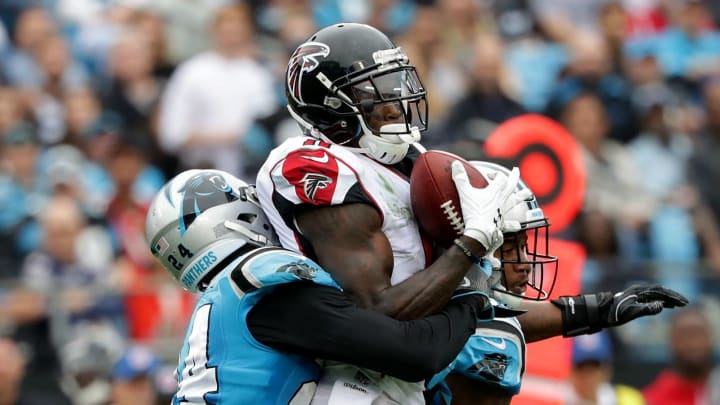 CHARLOTTE, NC – NOVEMBER 05: Julio Jones #11 of the Atlanta Falcons runs the ball against James Bradberry #24 of the Carolina Panthers in the second quarter during their game at Bank of America Stadium on November 5, 2017 in Charlotte, North Carolina. (Photo by Streeter Lecka/Getty Images)