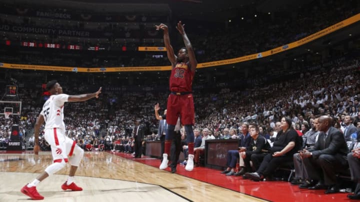 TORONTO, CANADA - MAY 3: Jeff Green #32 of the Cleveland Cavaliers shoots the ball against the Toronto Raptors in Game Two of the Eastern Conference Semifinals during the 2018 NBA Playoffs on May 3, 2018 at the Air Canada Centre in Toronto, Ontario, Canada. NOTE TO USER: User expressly acknowledges and agrees that, by downloading and/or using this photograph, user is consenting to the terms and conditions of the Getty Images License Agreement. Mandatory Copyright Notice: Copyright 2018 NBAE (Photo by Mark Blinch/NBAE via Getty Images)