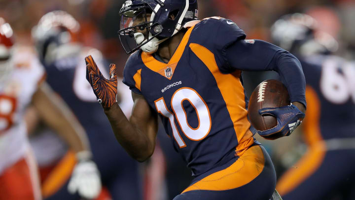 DENVER, CO – OCTOBER 01: Emmanuel Sanders #10 of the Denver Broncos carries the ball after making a reception against the Kansas City Chiefs at Broncos Stadium at Mile High on October 1, 2018 in Denver, Colorado. (Photo by Matthew Stockman/Getty Images)