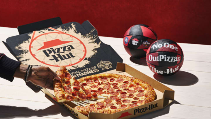 Pizza Hut March Madness Basketballs and hoop boxes, photo provided by Pizza Hut