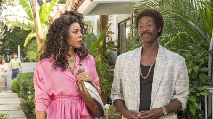 Regina Hall as Dawn and Don Cheadle as Mo in BLACK MONDAY (episode 5, "243") - Photo: Erin Simkin/SHOWTIME - Photo ID: BLACKMONDAY_105_289