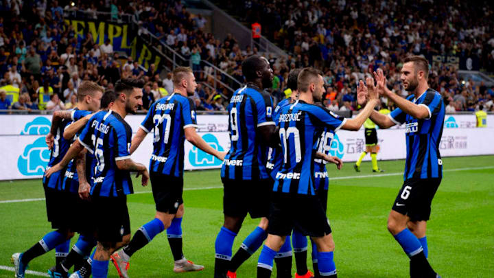 MILAN, ITALY - SEPTEMBER 14: Stefano Sensi of Internazionale, Matteo Politano of Internazionale, Milan Skriniar of Internazionale, Romelu Lukaku of Internazionale, Marcelo Brozovic of Internazionale, Stefan de Vrij of Internazionale during the Italian Serie A match between Internazionale v Udinese at the San Siro on September 14, 2019 in Milan Italy (Photo by Mattia Ozbot/Soccrates/Getty Images)