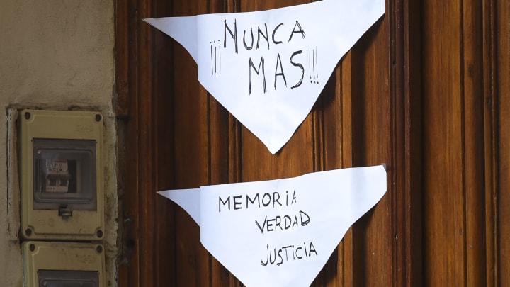 Memoria, verdad, justicia. Memoria, verdad, justicia.