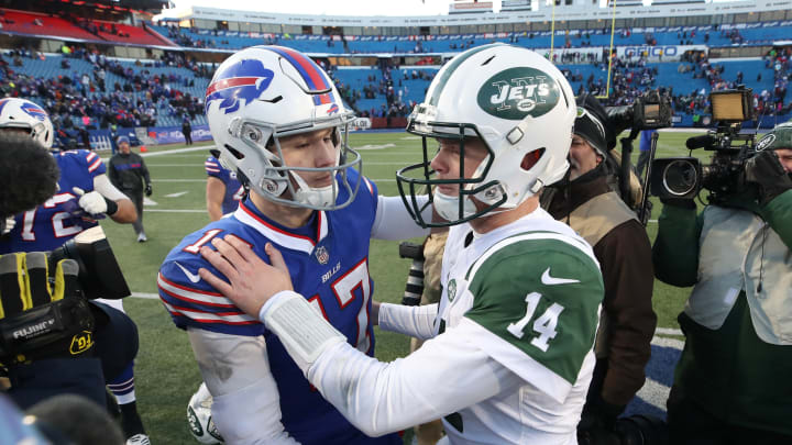 BUFFALO, NY – DECEMBER 09: Josh Allen #17 of the Buffalo Bills shares an embrace with Sam Darnold #14 of the New York Jets after their NFL game at New Era Field on December 9, 2018, in Buffalo, New York. (Photo by Tom Szczerbowski/Getty Images)
