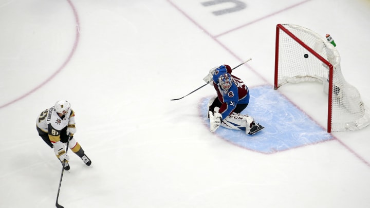 Jonathan Marchessault #81 of the Vegas Golden Knights scores on a penalty-shot past Philipp Grubauer #31 of the Colorado Avalanche during the third period in a Western Conference Round Robin game.