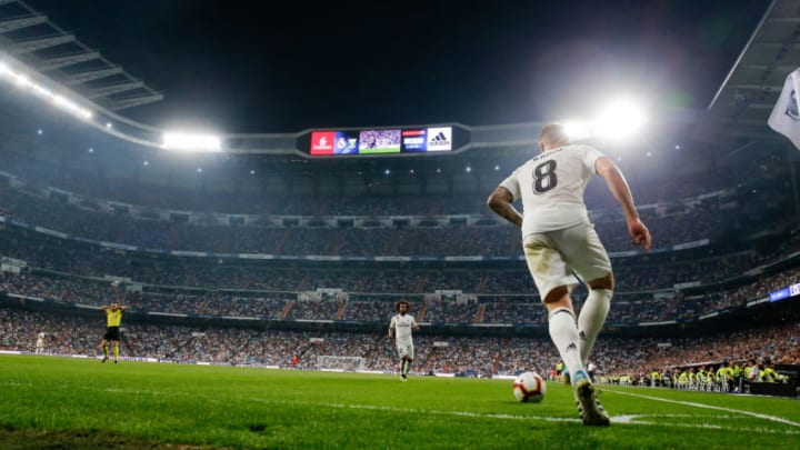 MADRID, SPAIN - SEPTEMBER 01: Toni Kroos of Real Madrid controls the ball during the La Liga match between Real Madrid CF and CD Leganes at Estadio Santiago Bernabeu on September 1, 2018 in Madrid, Spain.