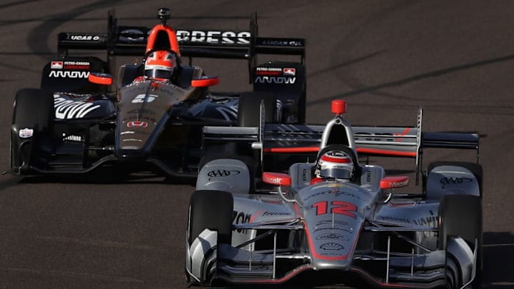 AVONDALE, AZ - APRIL 28: Will Power of Australia, driver of the #12 Team Penske Chevrolet and James Hinchcliffe of Canada, driver of the #5 Schmidt Peterson Motosports Honda drive during practice for the Desert Diamond West Valley Phoenix Grand Prix at Phoenix International Raceway on April 28, 2017 in Avondale, Arizona. (Photo by Christian Petersen/Getty Images)