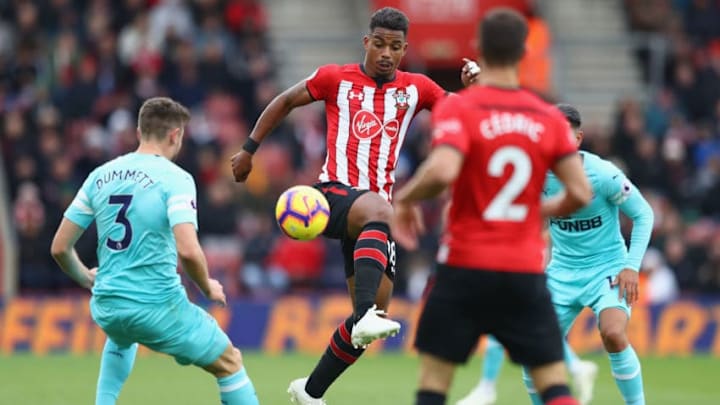 SOUTHAMPTON, ENGLAND - OCTOBER 27: Mario Lemina of Southampton during the Premier League match between Southampton FC and Newcastle United at St Mary's Stadium on October 27, 2018 in Southampton, United Kingdom. (Photo by Michael Steele/Getty Images)