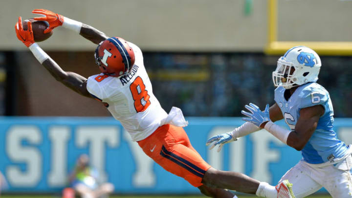 CHAPEL HILL, NC - SEPTEMBER 19: Geronimo Allison #8 of the Illinois Fighting Illini makes as leaping catch as M.J. Stewart #6 of the North Carolina Tar Heels defends during their game at Kenan Stadium on September 19, 2015 in Chapel Hill, North Carolina. (Photo by Grant Halverson/Getty Images)