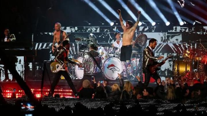 Feb 2, 2014; East Rutherford, NJ, USA; Red Hot Chili Peppers perform with Recording artist Bruno Mars at halftime in Super Bowl XLVIII at MetLife Stadium. Mandatory Credit: Ed Mulholland-USA TODAY Sports