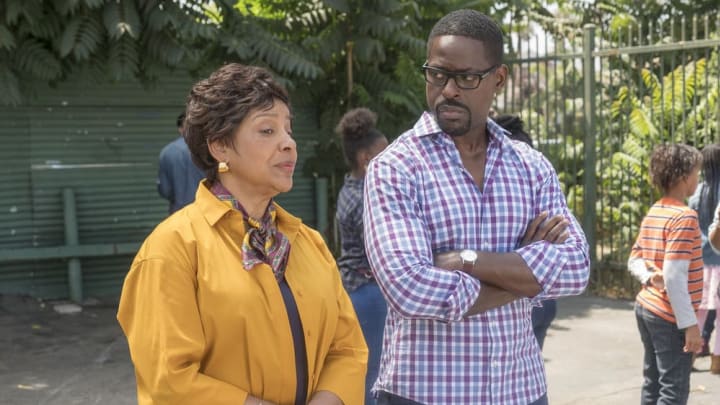 THIS IS US — “Flip a Coin” Episode 404 — Pictured: (l-r) Phylicia Rashad as Carol, Sterling K. Brown as Randall — (Photo by: Ron Batzdorff/NBC)