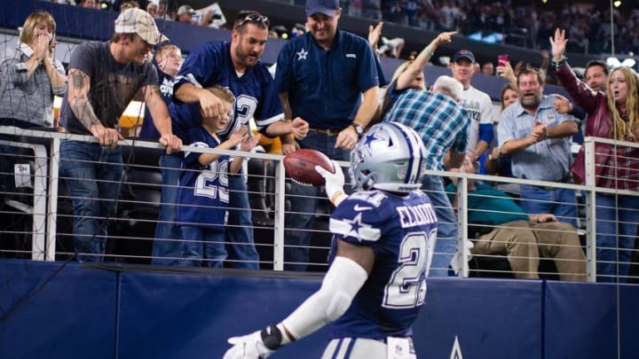 The mutual respect between the Cowboys players and fans is unrivaled. Mandatory Credit: Jerome Miron-USA TODAY Sports