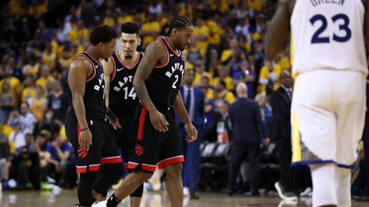 OAKLAND, CALIFORNIA - JUNE 05: Kawhi Leonard #2 of the Toronto Raptors reacts against the Golden State Warriors in the second half during Game Three of the 2019 NBA Finals at ORACLE Arena on June 05, 2019 in Oakland, California. NOTE TO USER: User expressly acknowledges and agrees that, by downloading and or using this photograph, User is consenting to the terms and conditions of the Getty Images License Agreement. (Photo by Ezra Shaw/Getty Images)