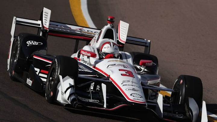 AVONDALE, AZ - APRIL 28: Helio Castroneves of Brazil, driver of the #3 Team Penske Chevrolet drives during practice for the Desert Diamond West Valley Phoenix Grand Prix at Phoenix International Raceway on April 28, 2017 in Avondale, Arizona. (Photo by Christian Petersen/Getty Images)