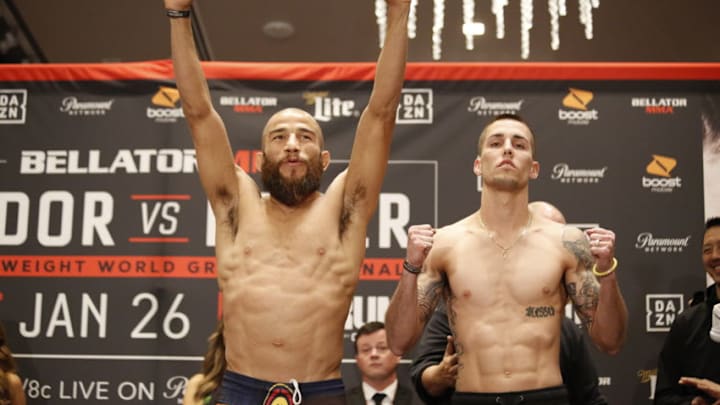 Juan Archuleta vs. Ricky Bandejas (photo by Amy Kaplan/FanSided)