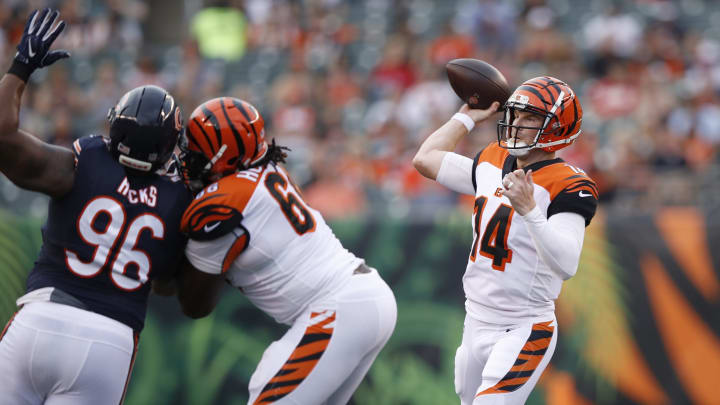 CINCINNATI, OH – AUGUST 09: Andy Dalton #14 of the Cincinnati Bengals throws for a 24-yard touchdown to Joe Mixon in the first quarter of a preseason game against the Chicago Bears at Paul Brown Stadium on August 9, 2018 in Cincinnati, Ohio. (Photo by Joe Robbins/Getty Images)