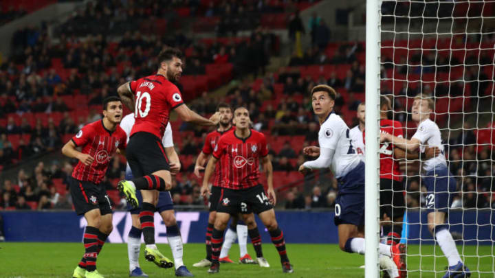 LONDON, ENGLAND - DECEMBER 05: Charlie Austin of Southampton shoots a header and hits the crossbar during the Premier League match between Tottenham Hotspur and Southampton FC at Wembley Stadium on December 5, 2018 in London, United Kingdom. (Photo by Julian Finney/Getty Images)