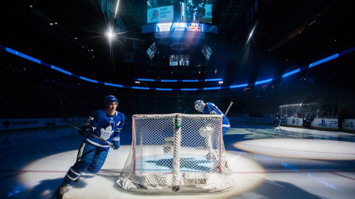 TORONTO, ON - FEBRUARY 22: Tyler Bozak