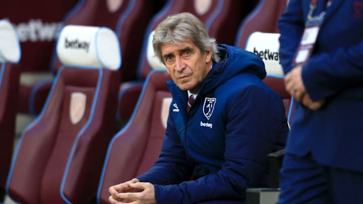 LONDON, ENGLAND - DECEMBER 08: Manuel Pellegrini, Manager of West Ham United looks on prior to the Premier League match between West Ham United and Crystal Palace at London Stadium on December 8, 2018 in London, United Kingdom. (Photo by Stephen Pond/Getty Images)