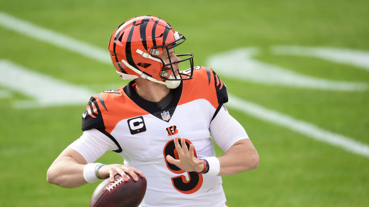 LANDOVER, MARYLAND – NOVEMBER 22: Joe Burrow #9 of the Cincinnati Bengals warms up prior to the game against the Washington Football Team at FedExField on November 22, 2020 in Landover, Maryland. (Photo by Patrick McDermott/Getty Images)