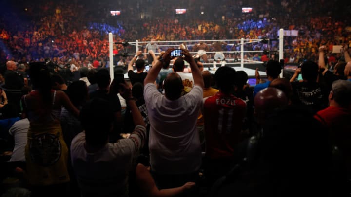 NEW YORK, NY - AUGUST 23: Crowds cheer at the WWE SummerSlam 2015 at Barclays Center of Brooklyn on August 23, 2015 in New York City. (Photo by JP Yim/Getty Images)